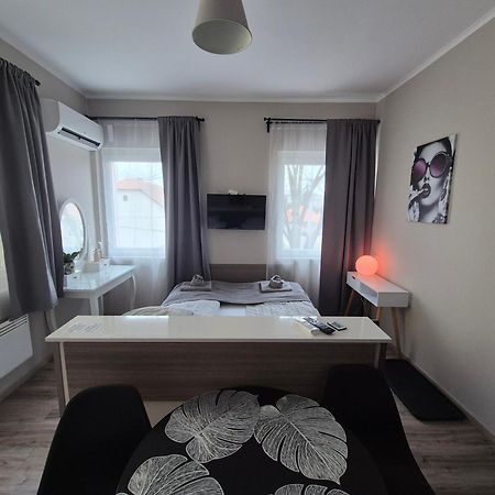 Marusius Apartmanhaz Mako Ngoại thất bức ảnh