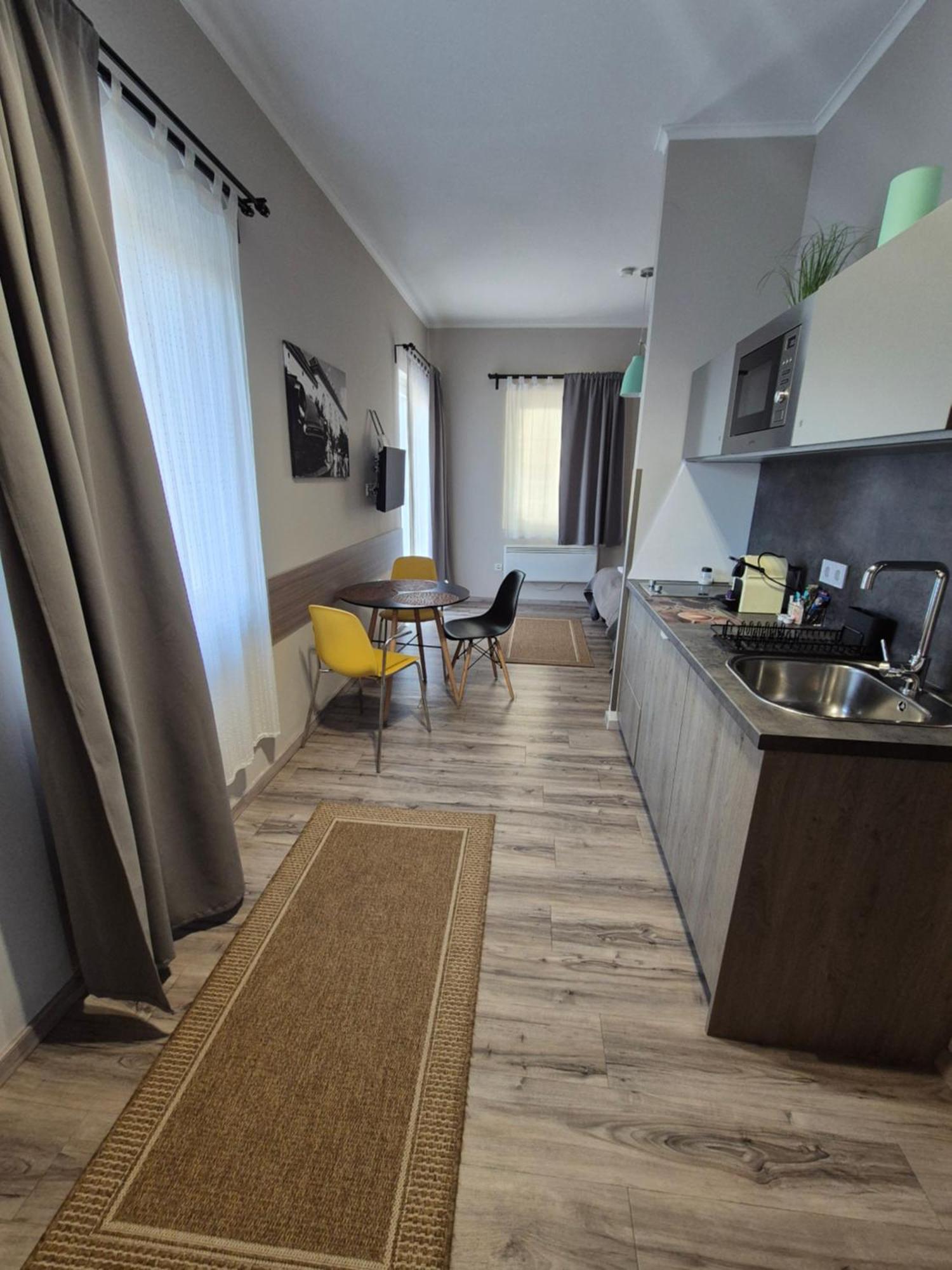 Marusius Apartmanhaz Mako Ngoại thất bức ảnh